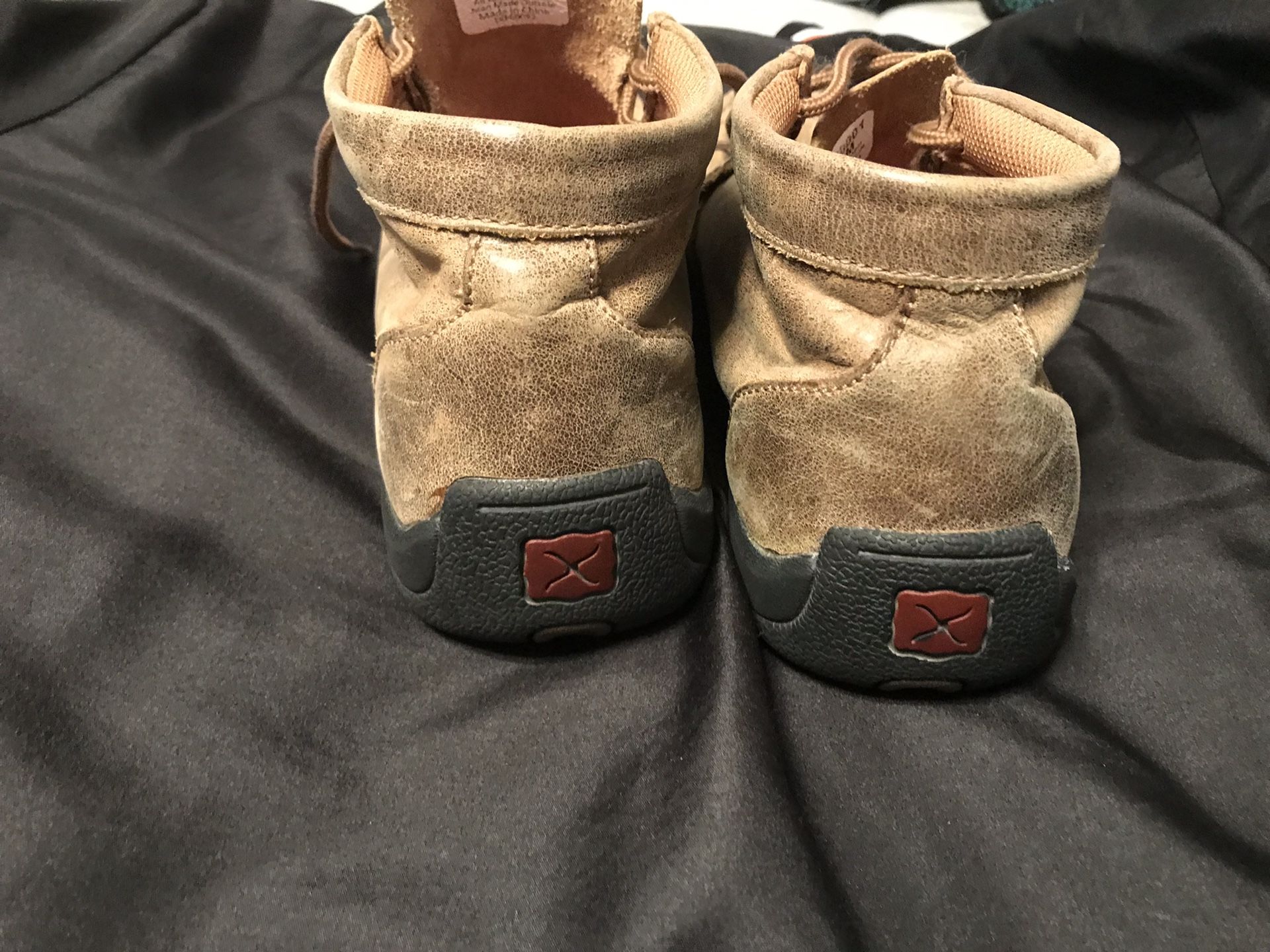Kids shoes