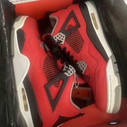 Air Jordan 4 Toros 10.5