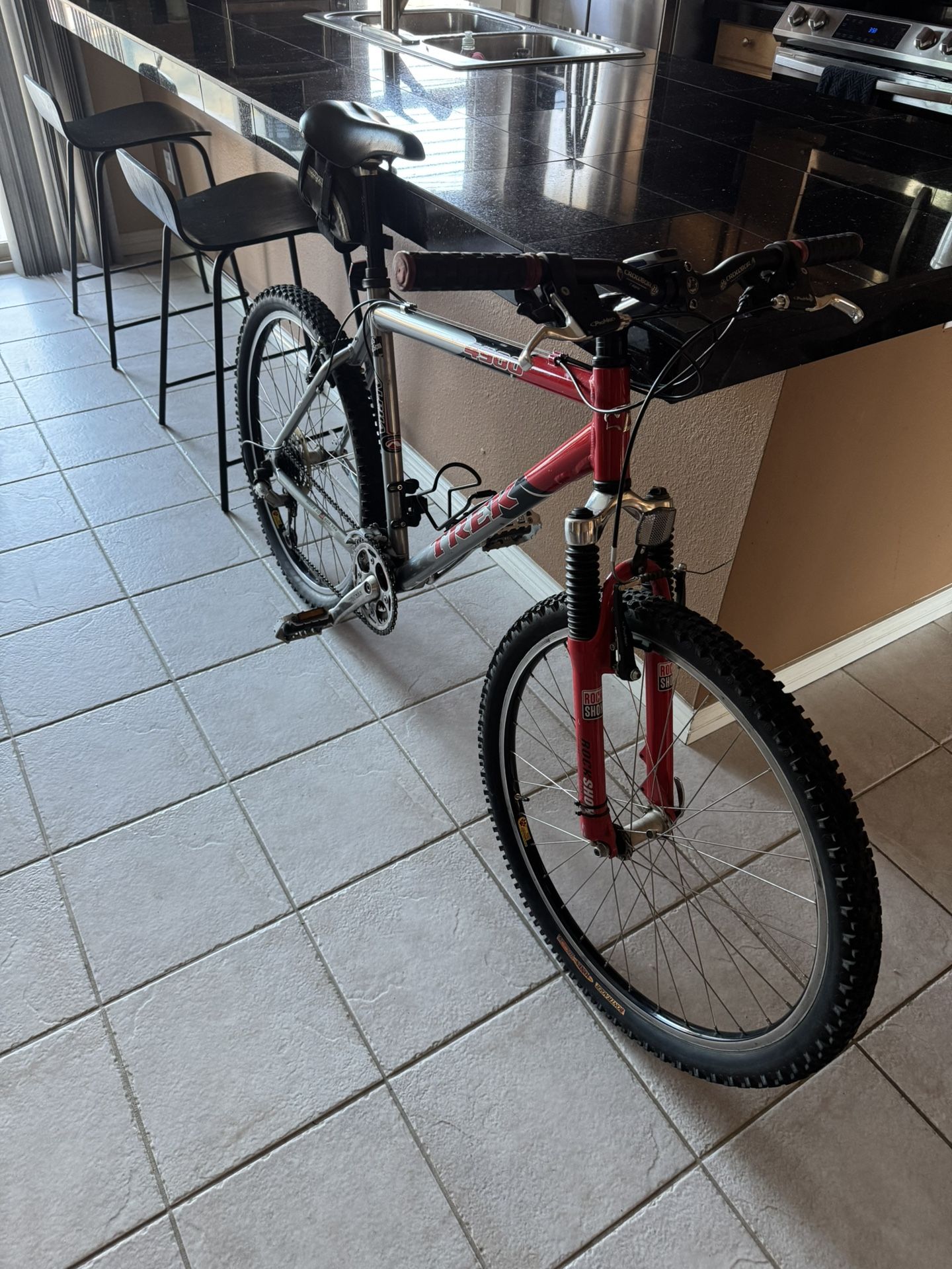 Trek 4900 Large