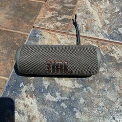 JBL FLIP6 WIRELESS BLUETOOTH SPEAKER 🔈🔊🔈