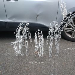 3 Lighted Reindeer