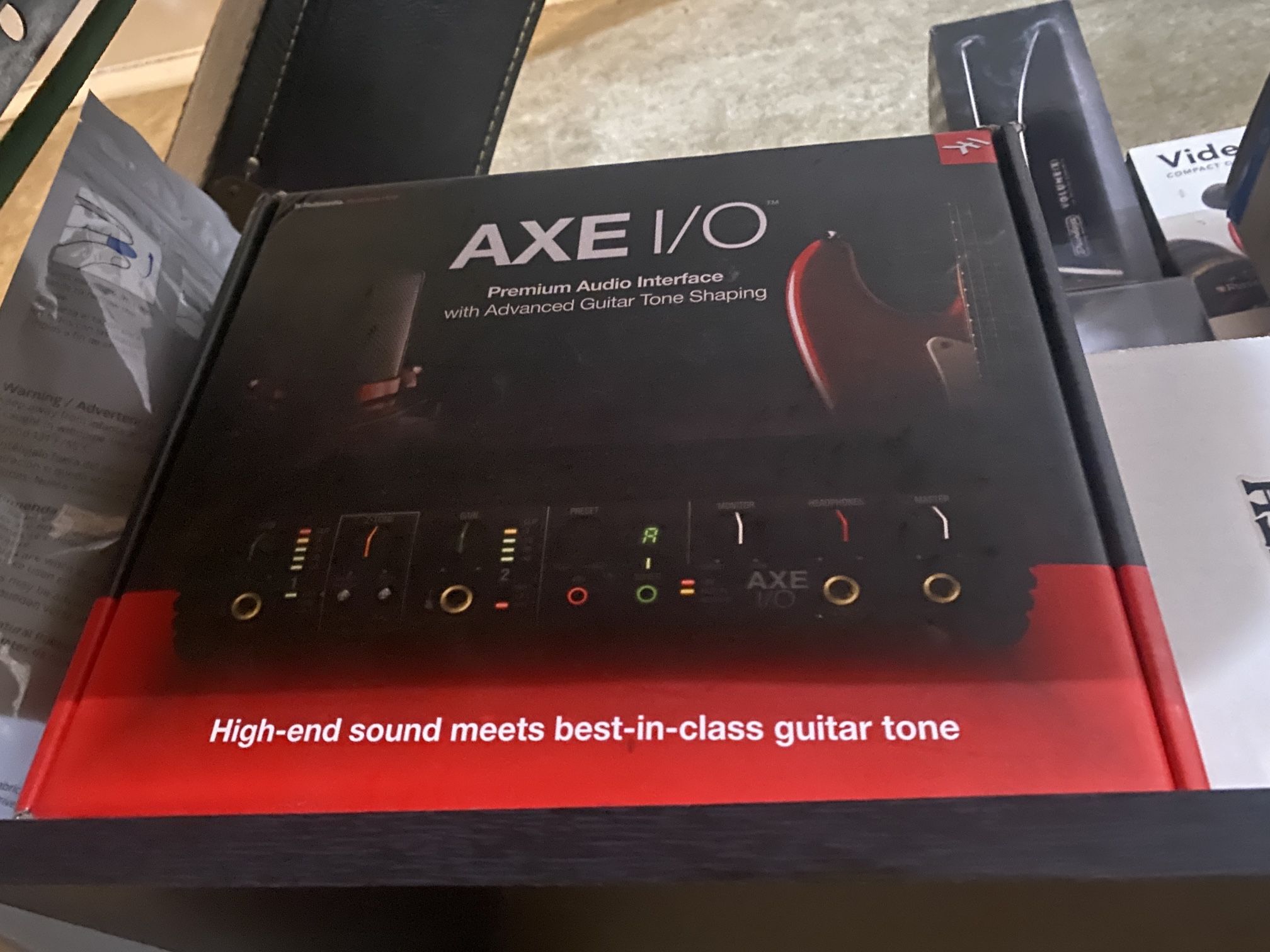 Ik Multimedia Axe i/o Usb Instrument/ reamp/ amp capture, etc trades ok