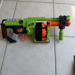 Nerf Zombie Strike Doominator 