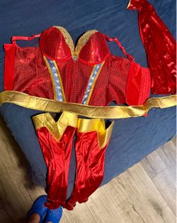 6 Halloween Costumes