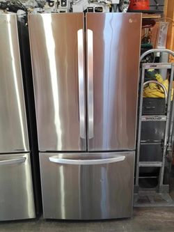 Refrigerator Flat 33 Wide