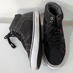 Levi's Canvas Upper Mid Top Sneakers Shoes US Size 9