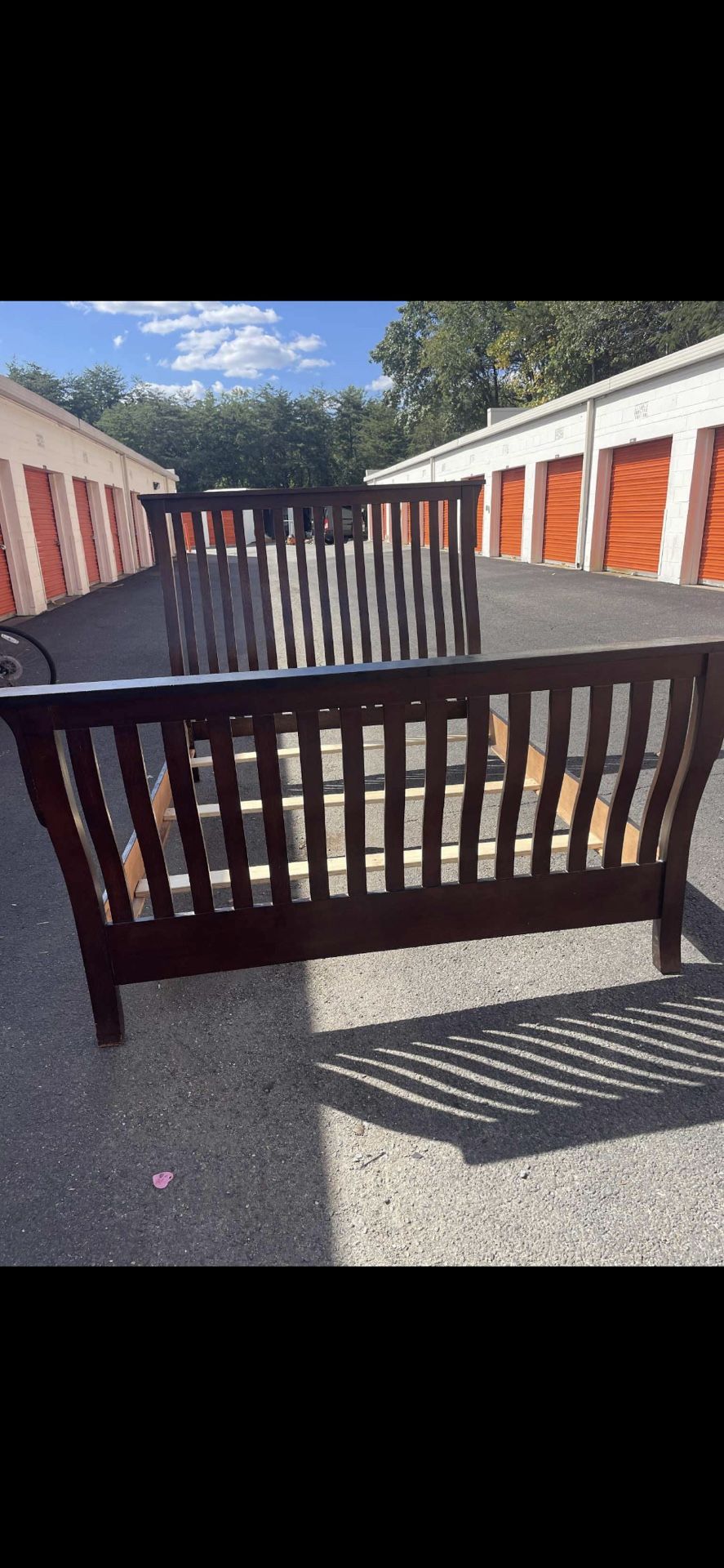 Solid Wood King Size Bed frame : Headboard, Footboard, Rails. Delivery Available For Extra Fee. Se Habla Español