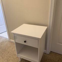 White Simple Bedside Table 