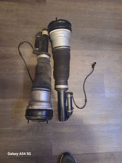 Air suspension, struts