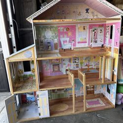 Barbie Dollhouse 
