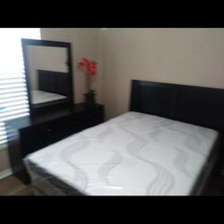 Queen Bedroom Set Everything New In The Box