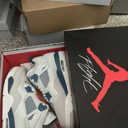 Nike Air Jordan Military Blue 4