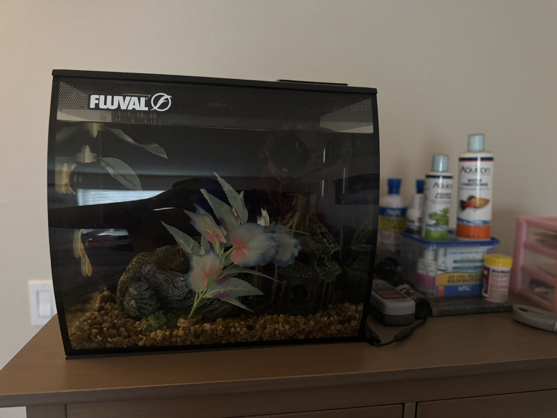 15g Fluval Flex Fish Tank