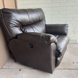 Nolan CatNapper Cuddler Reclining Oversized Chair