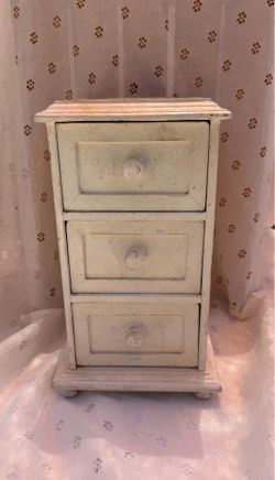 Mini 3 Drawer Wooden Chest Hand Painted Ivory Color