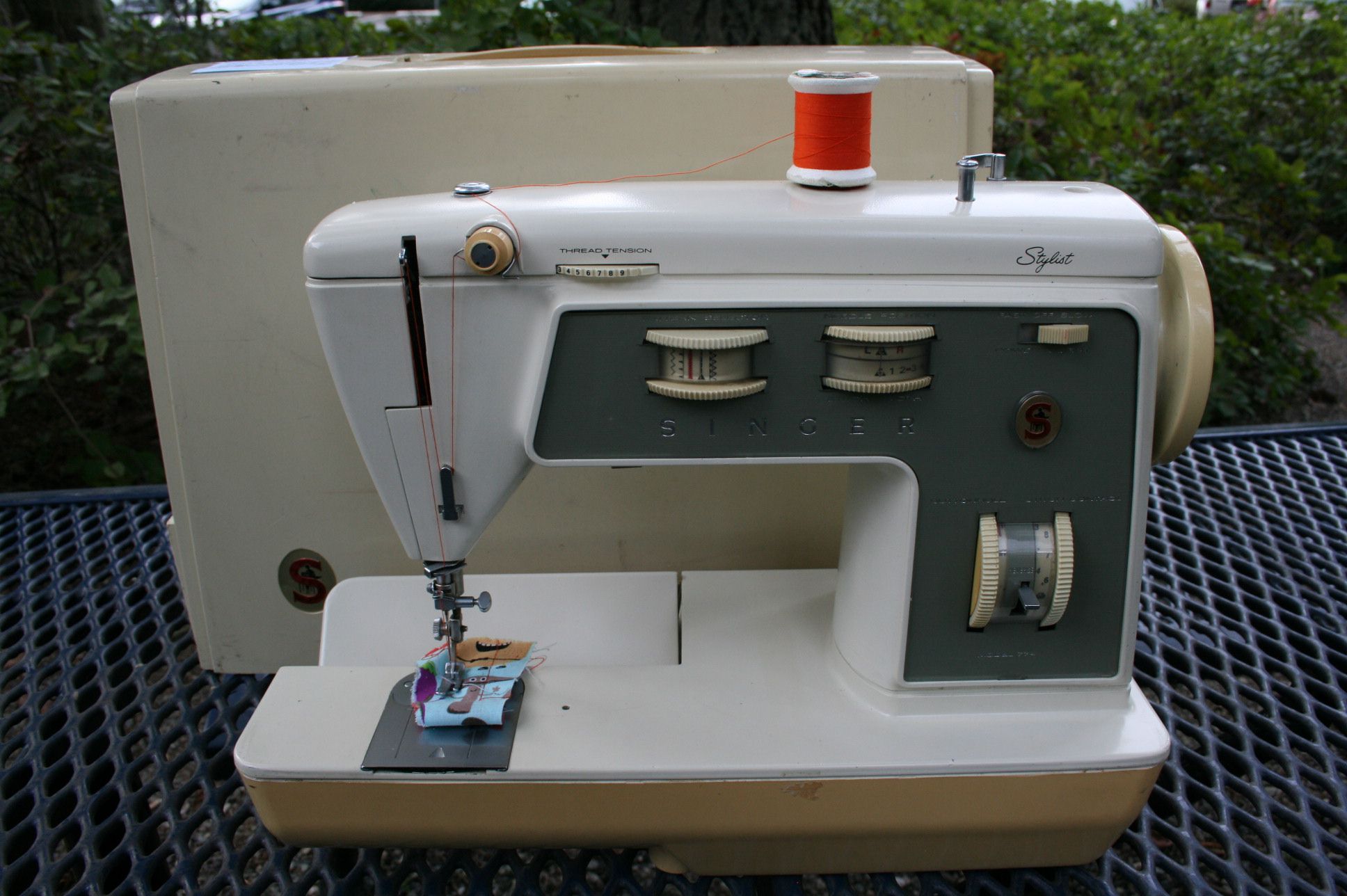 Singer Stylist free arm sewing machine 774 SERVICED