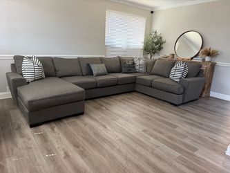 Beautiful gray 3pc sectional sofa set