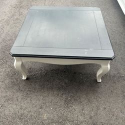 Coffee Table and Side Table