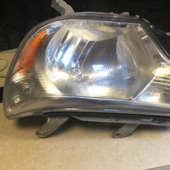 Faro Para Toyota Tacoma 2016