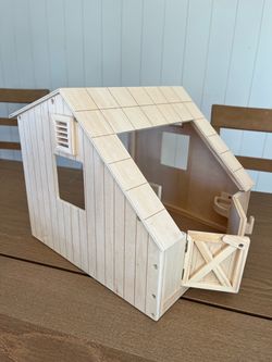 Breyer Horse Stable Toy