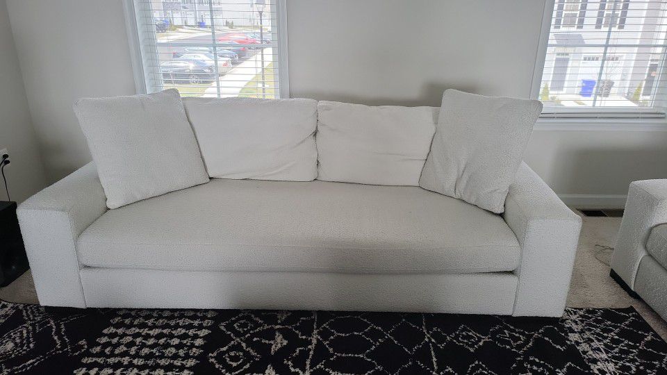 2 PIECE WHITE PLUSH COUCHES FOR SALE (Washable Covers)