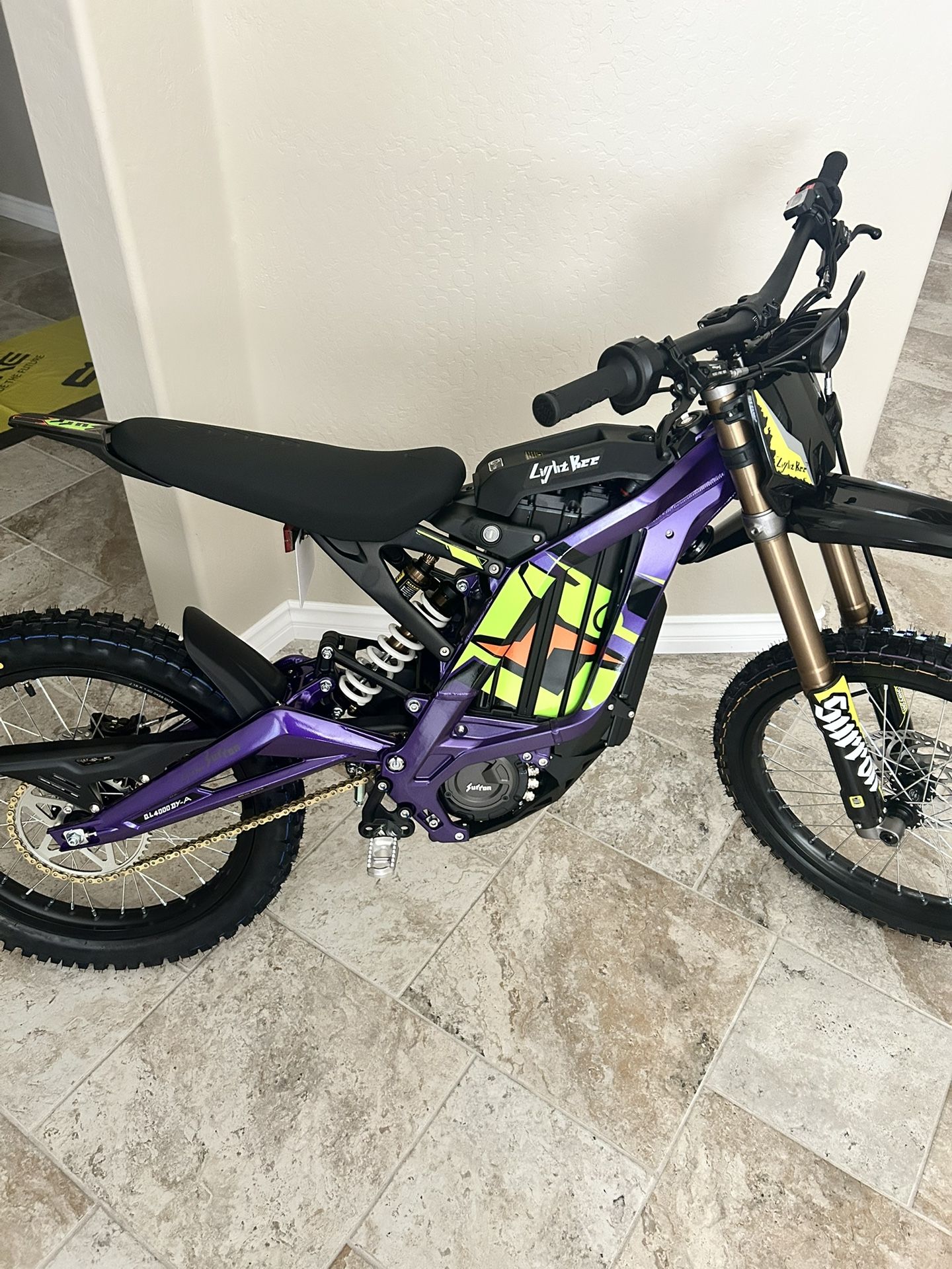 Phantom Purple 2025 Surron Light Bee X