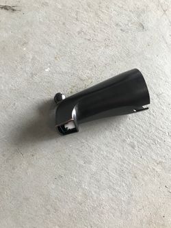 Brand new tub water spout- Delta
