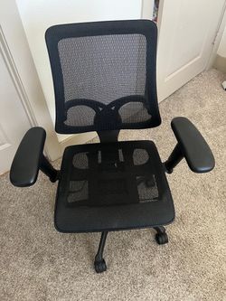Black Mesh Ergonomic Office Chair