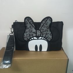 Disney Minnie Wristlet  Clutch  Bag NEW