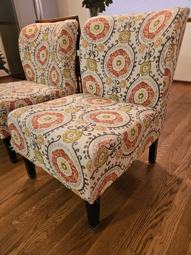 Accent Chairs