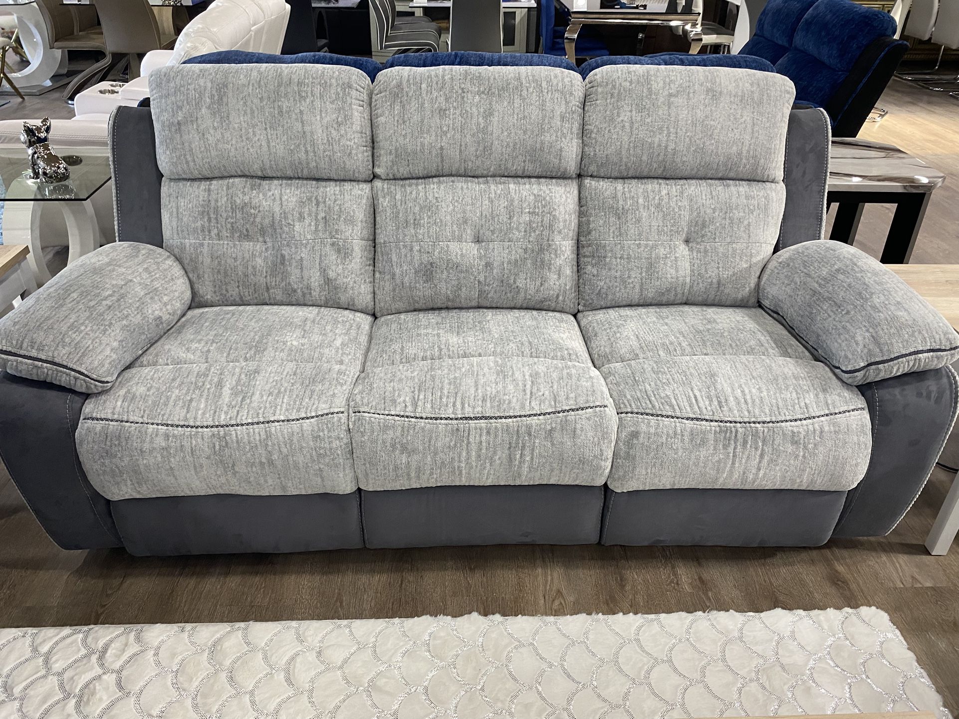 🔥🔥HOT DEAL ON RECLINING SOFA OR LOVESEAT $498 😳WOW!