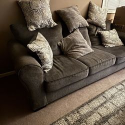 Modern Gray 3 Seat Couch W/ Decorative Throw Pillows