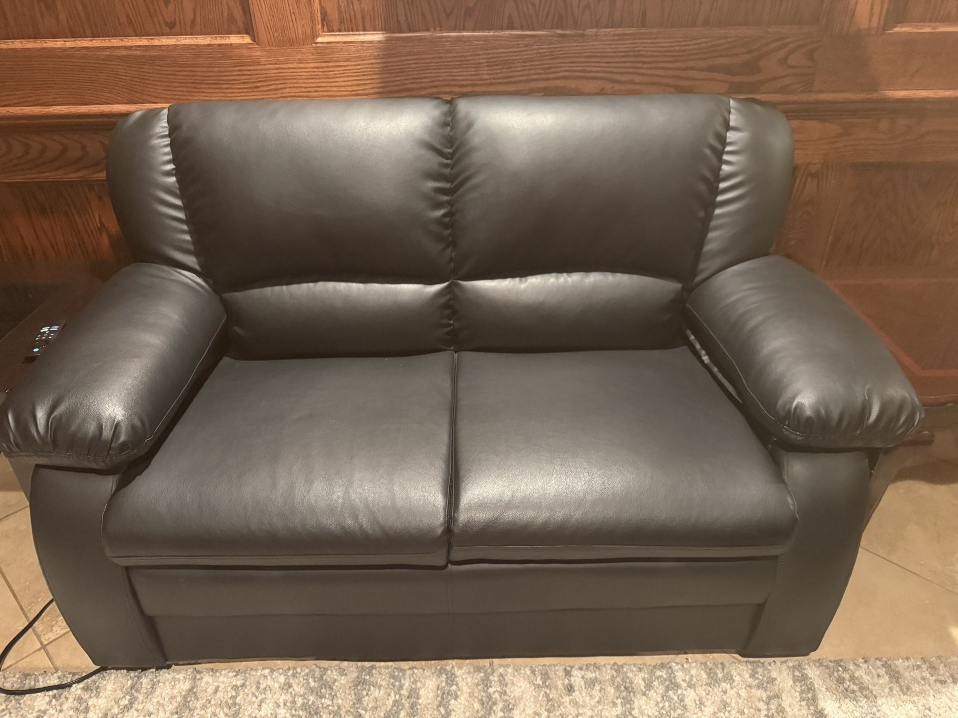 Premium Black Leather Sofas β LIKE NEW!
