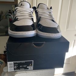 Jordan 1 Low SE Concord 