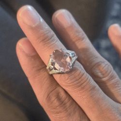Silver Ring With Pink Sapphire Stone.