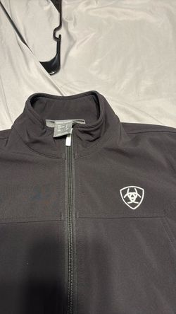 Women’s Small Ariat Zip up