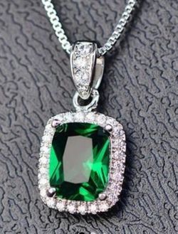Cubic Zirconia And Emerald Necklace