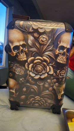 Skull carry on luggage