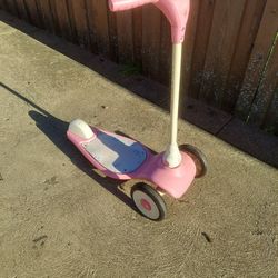 Girl's scooter