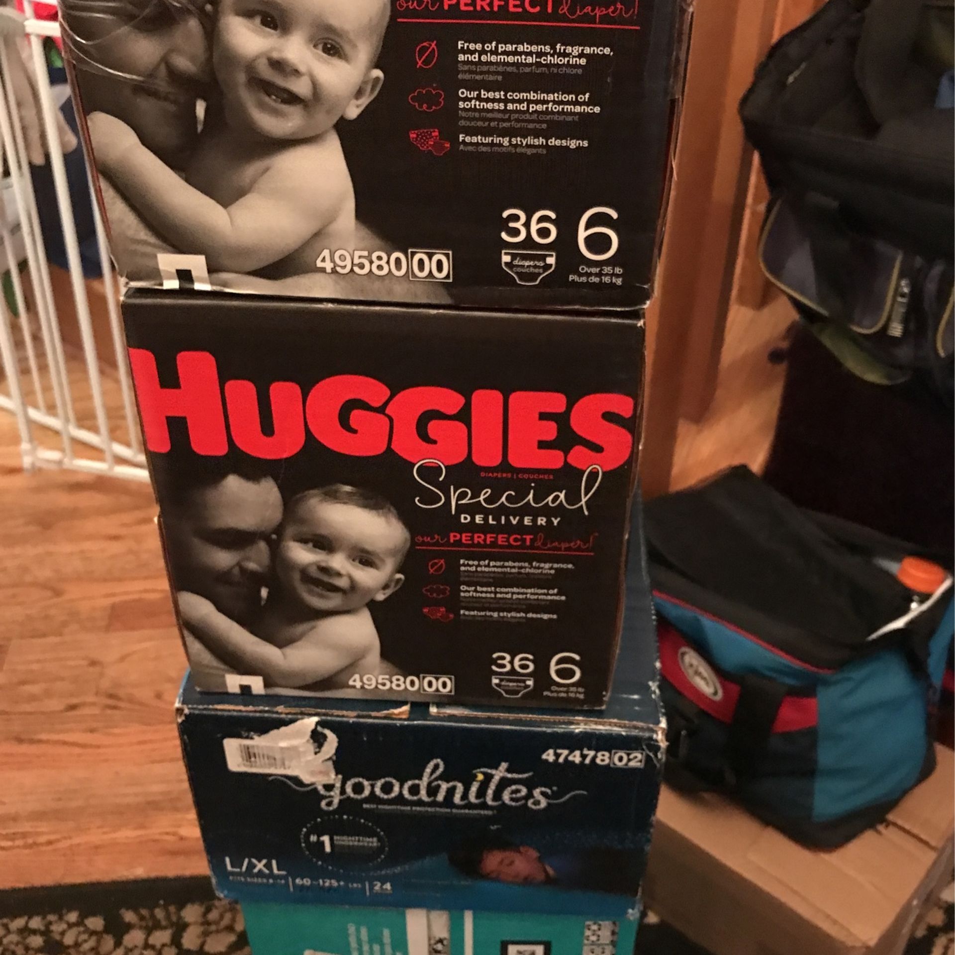 DIAPERS HUGGIES Size 6