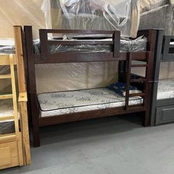 Double Twin Amazing Bunk beds 