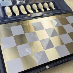 Magnetic Chess And Backgammon Travel Game, new