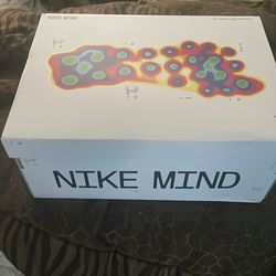 Nike mind 001