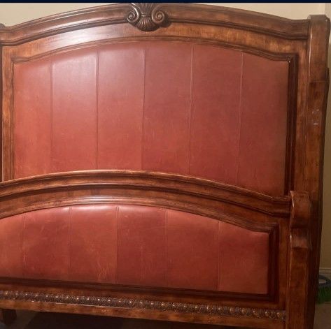 Queen Bed With Mattress