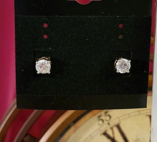 Beautiful Gold Tone Earrings With Simulated Diamonds 