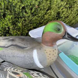 Set Of Six Painted Green Wing Teal duck hunting Decoys, Floaters/ 3 Males And 3 Females With Weights And Lines
