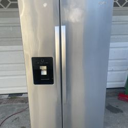 Delivery Available / Stainless Steel Side By Side Whirlpool Fridge 