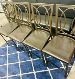 Counter Height Chairs
