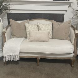 ZENTIQUE Maison Settee Compact Oak Frame Sofa — Scandinavian-French 