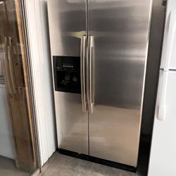 Whirlpool Refrigerator 36” Inches Wide Used Mint Condition 